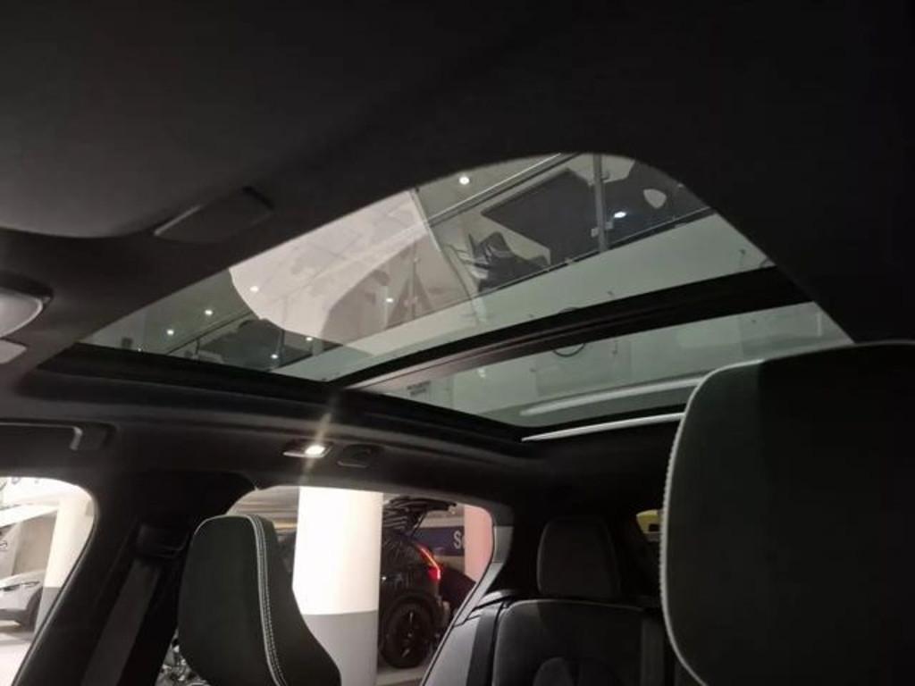 Volvo EX40