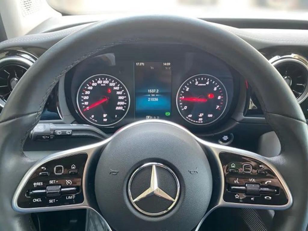 Mercedes-Benz T 180