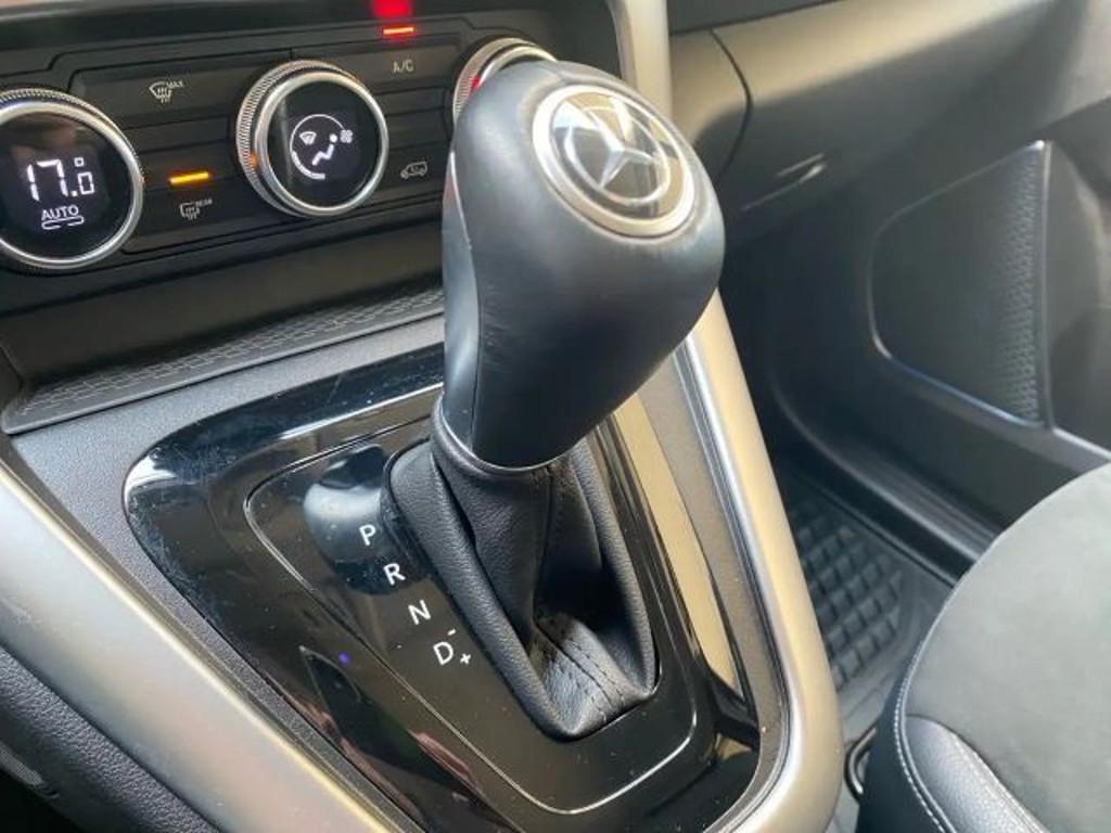 Mercedes-Benz T 180