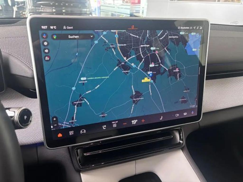 Polestar 4