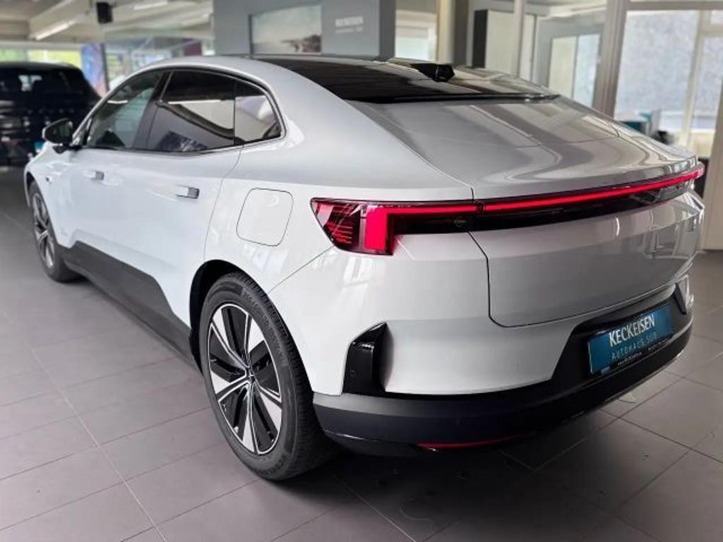 Polestar 4