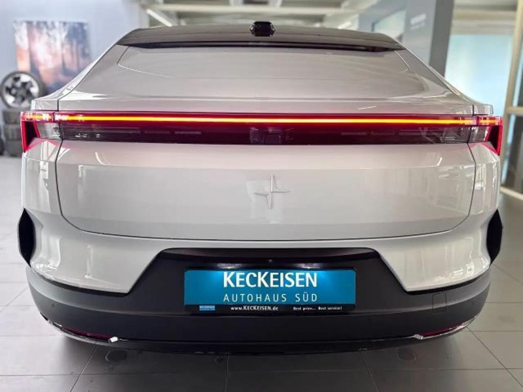 Polestar 4
