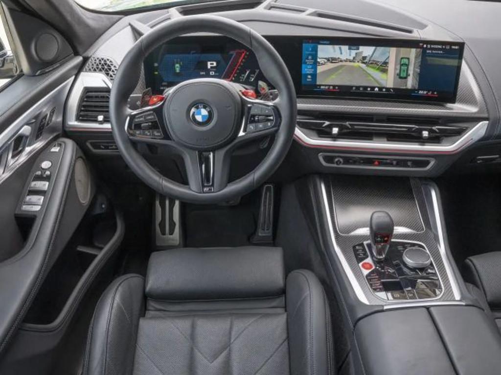 BMW XM