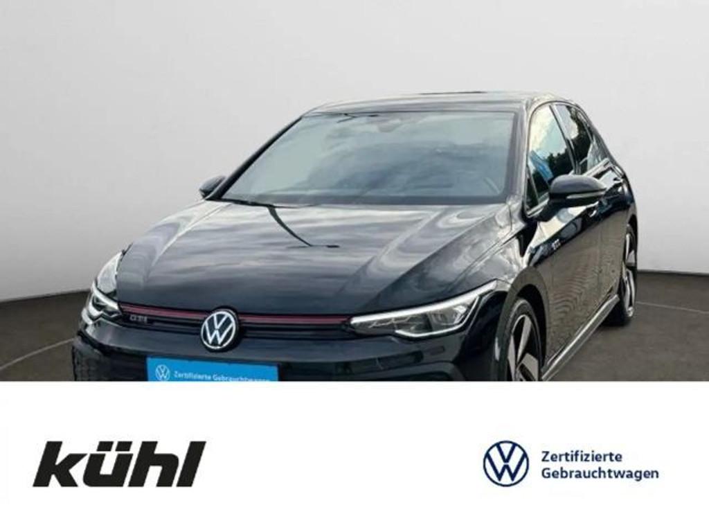 Volkswagen Golf 2024 Benzine