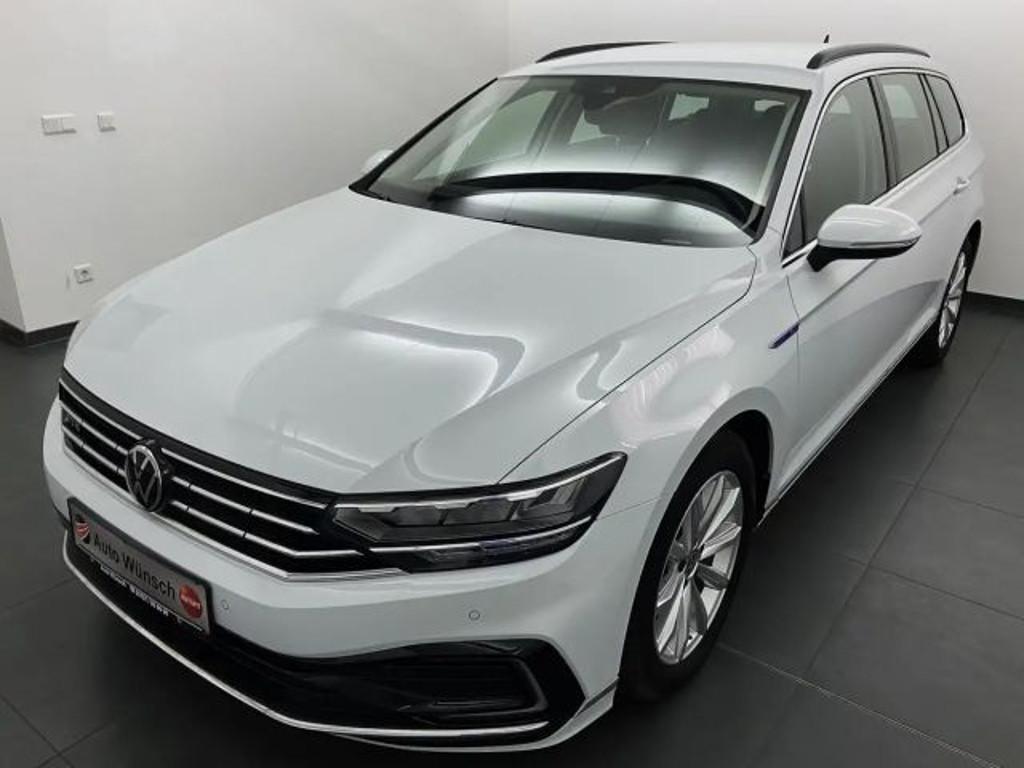 Volkswagen Passat 2023 Hybride Benzine