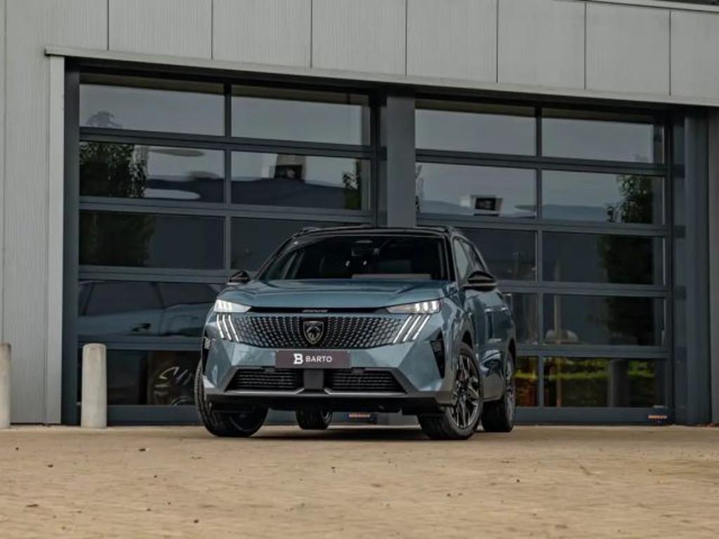 Peugeot 5008 2025 Benzine
