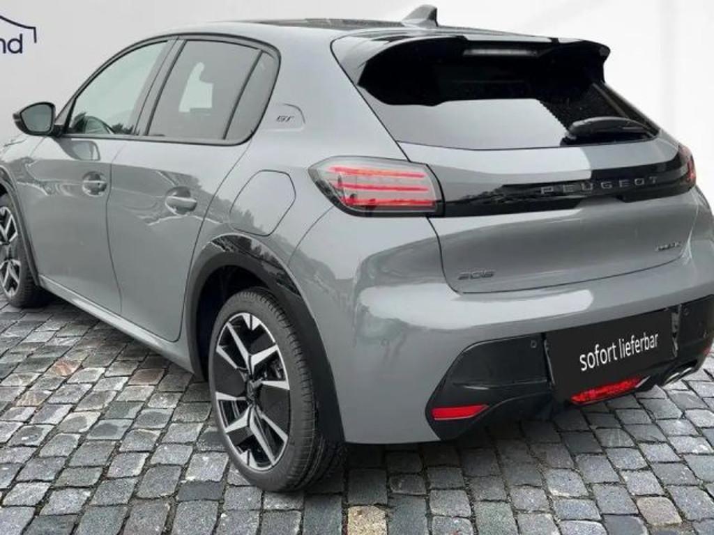 Peugeot e-208