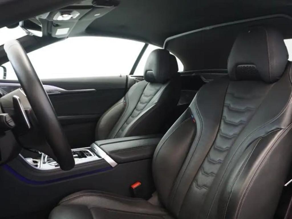 BMW M850