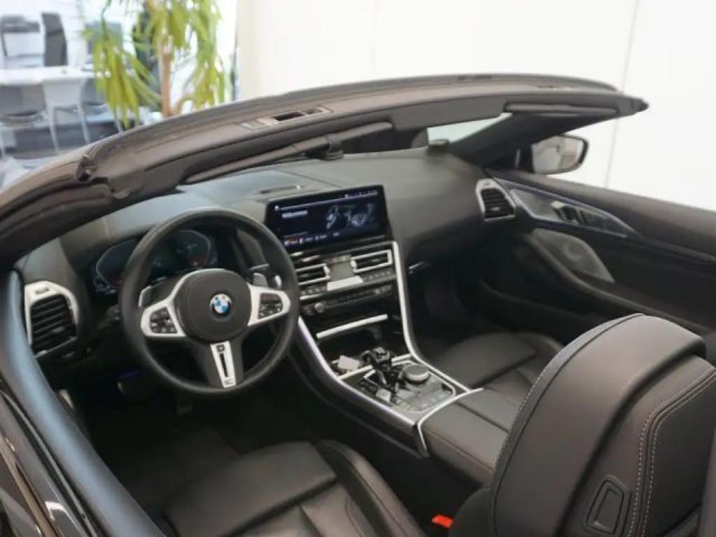 BMW M850