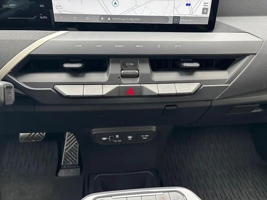 Kia EV5