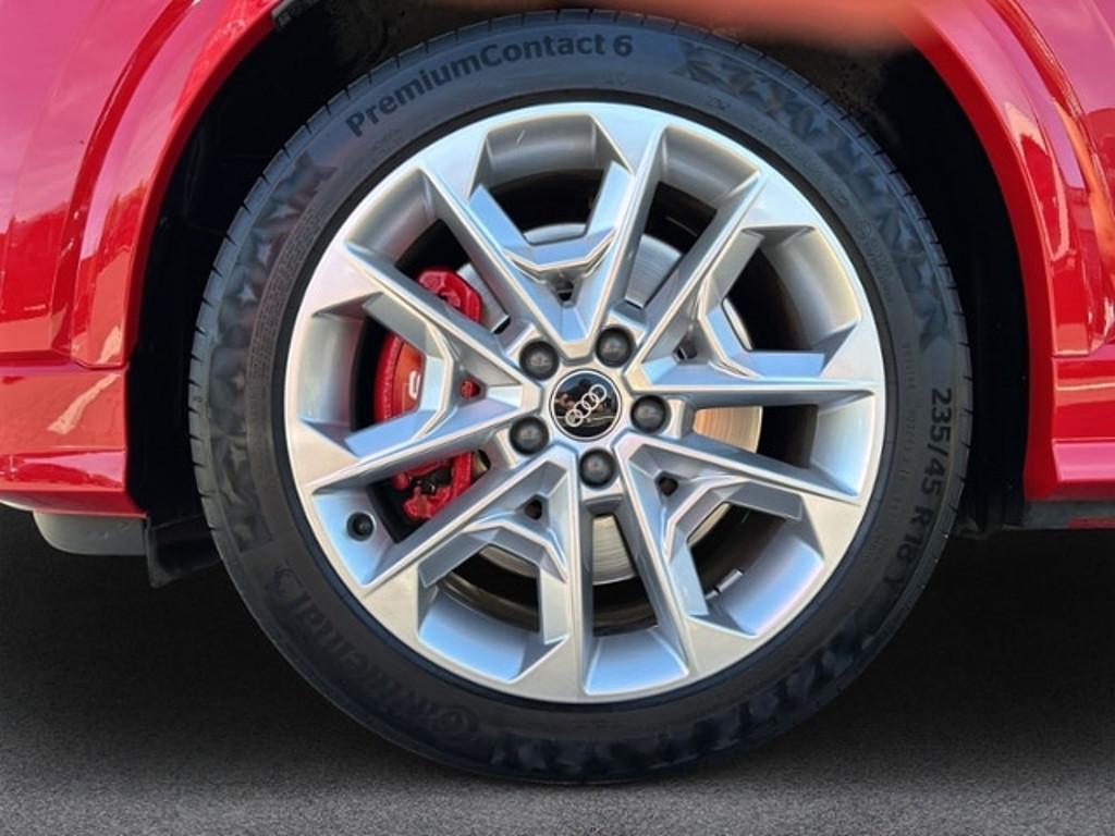 Audi SQ2