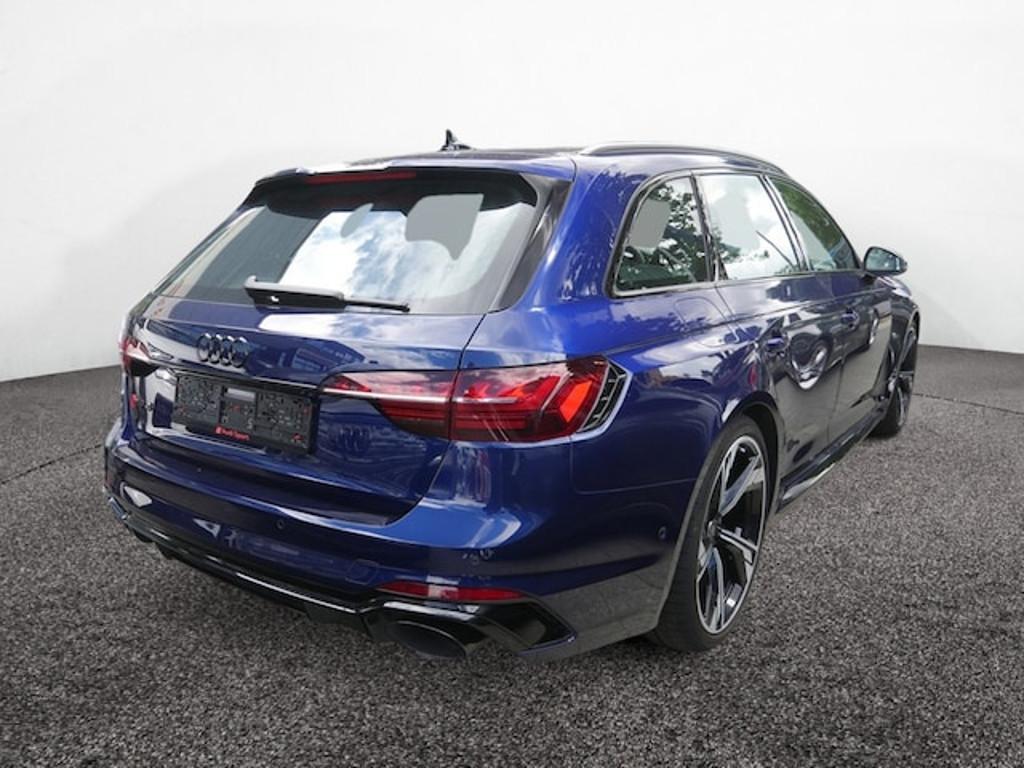 Audi RS4