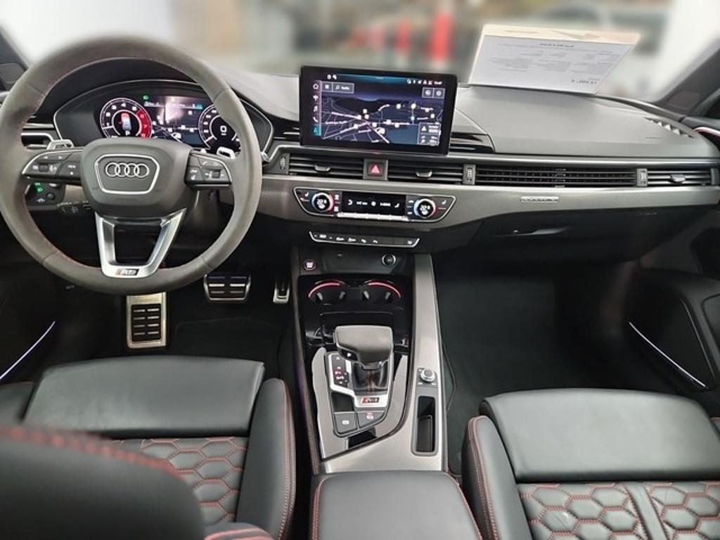 Audi RS4