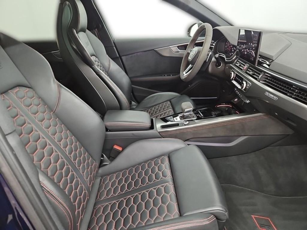 Audi RS4