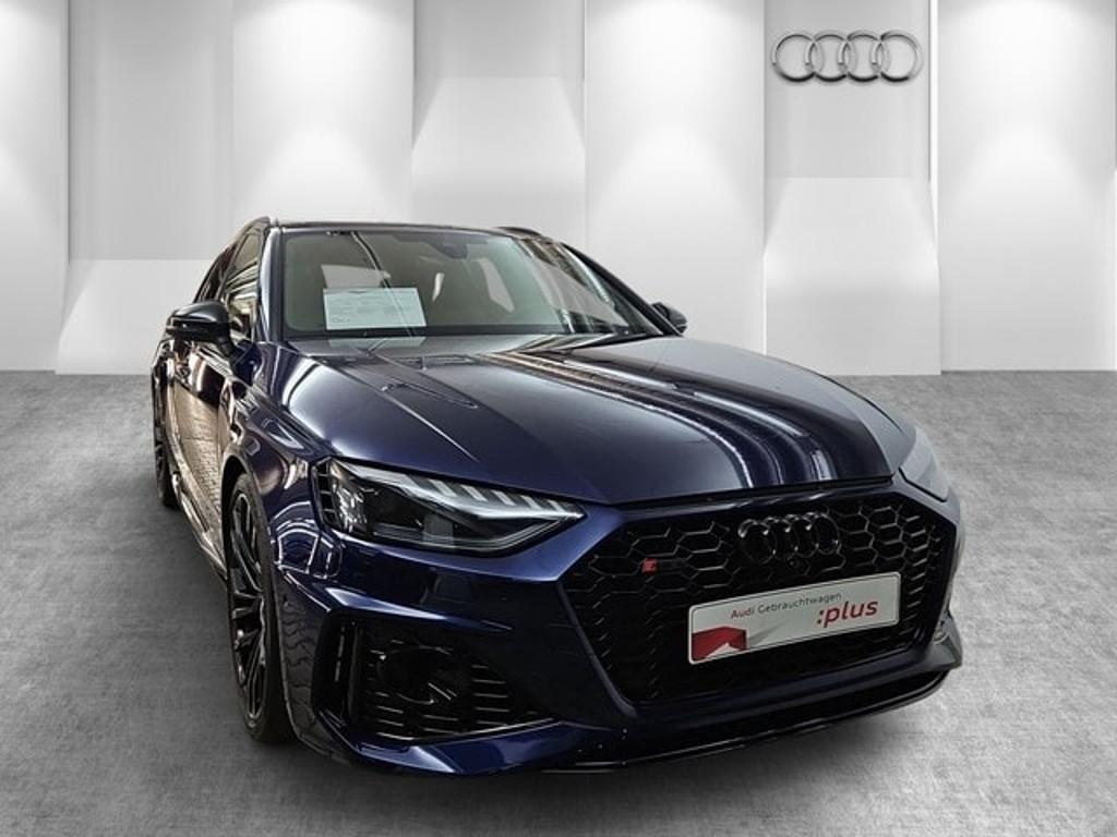 Audi RS4
