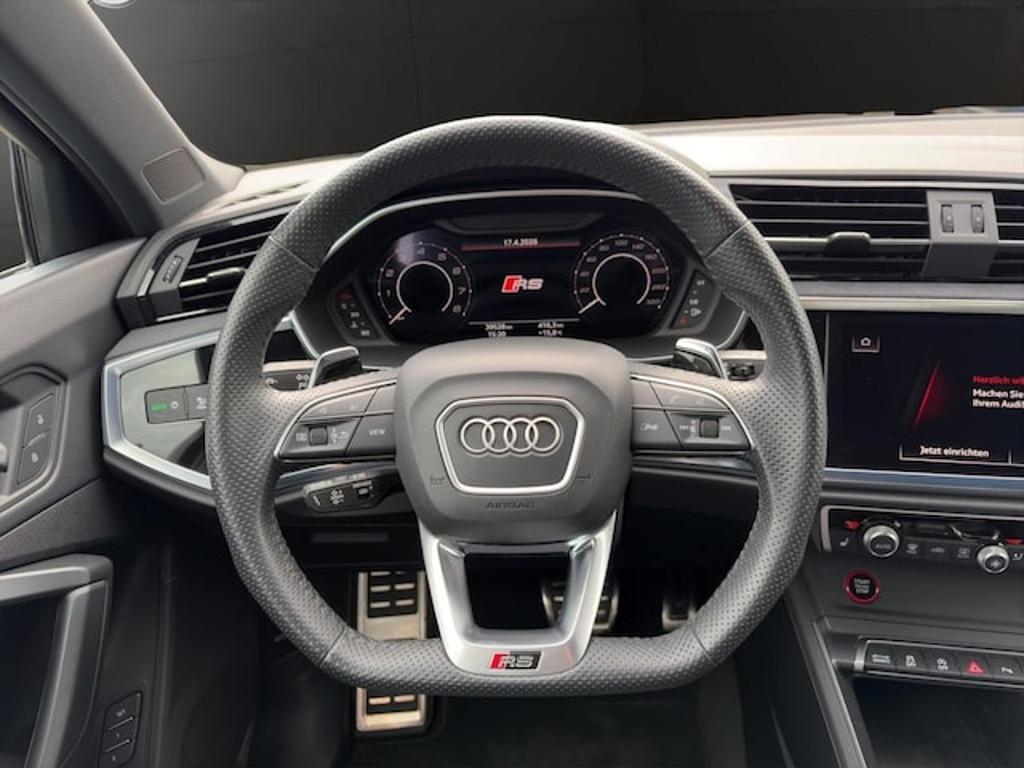 Audi RS Q3