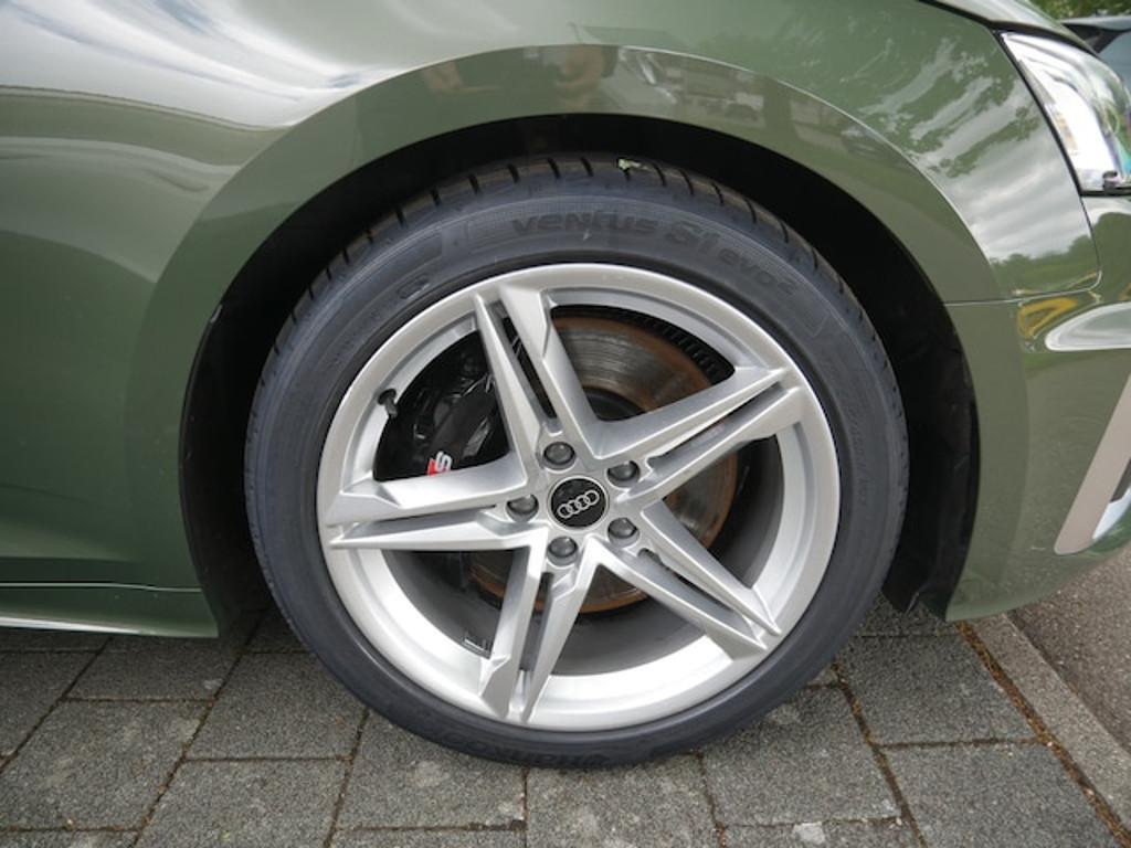 Audi S5