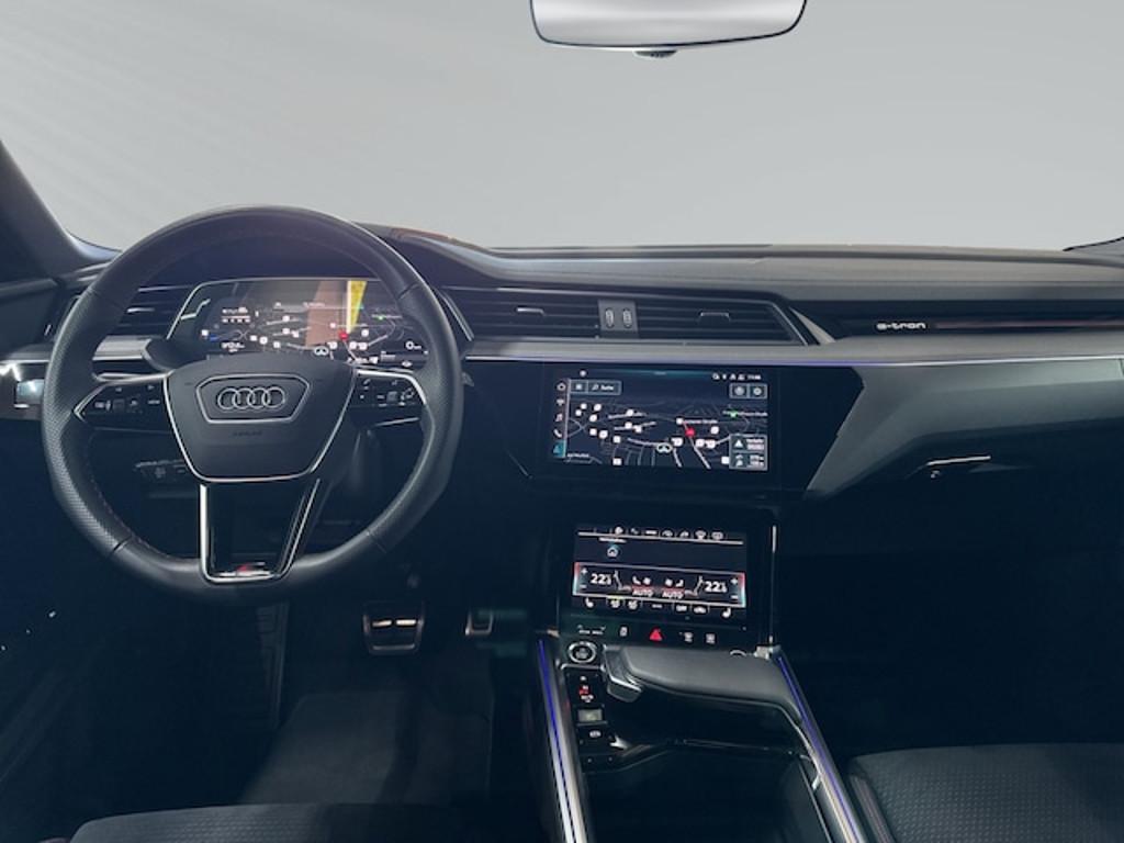 Audi Q8 e-tron