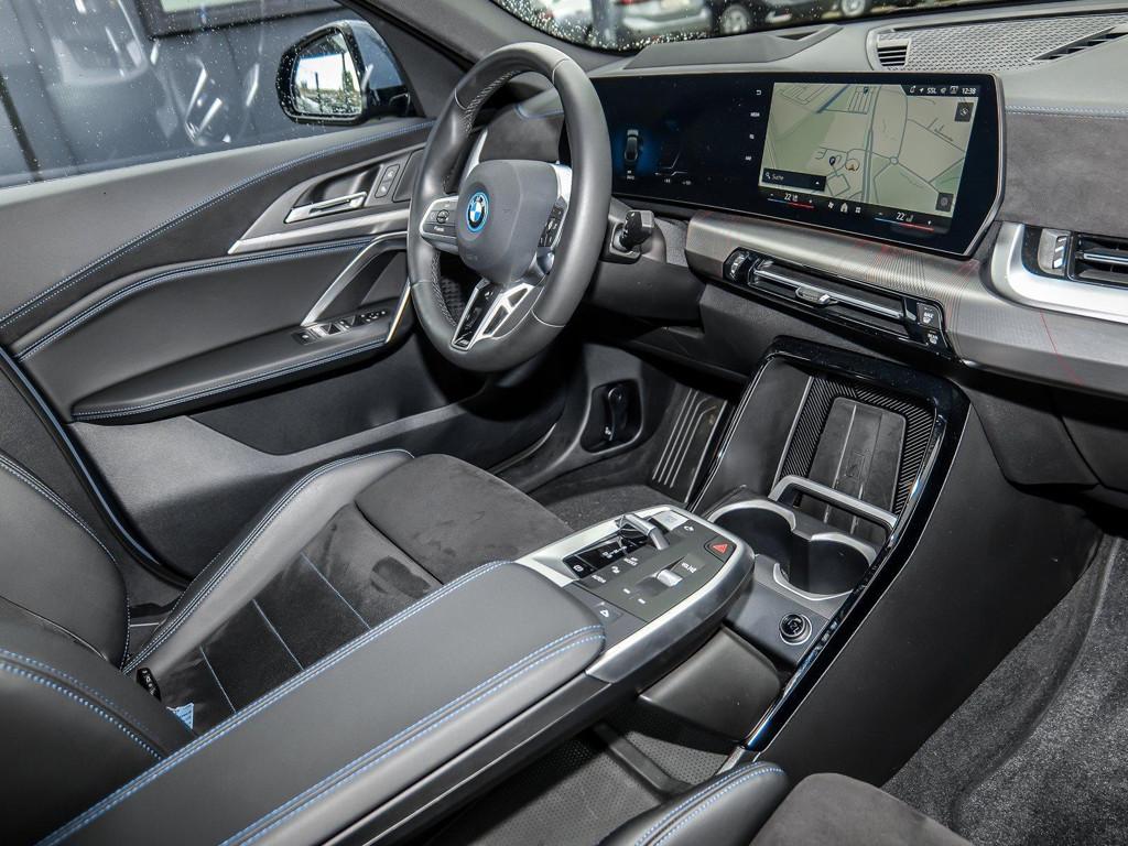 BMW iX2