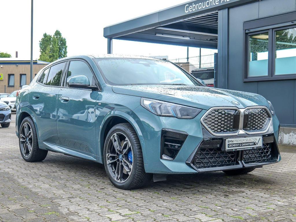 BMW iX2