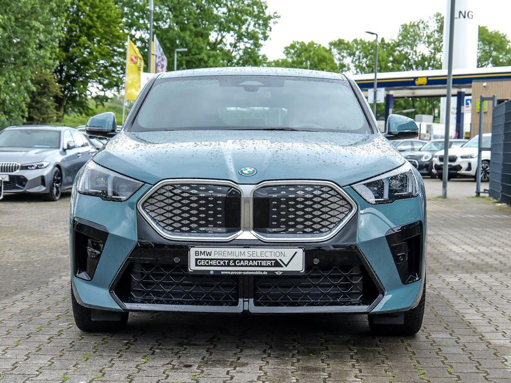 BMW iX2