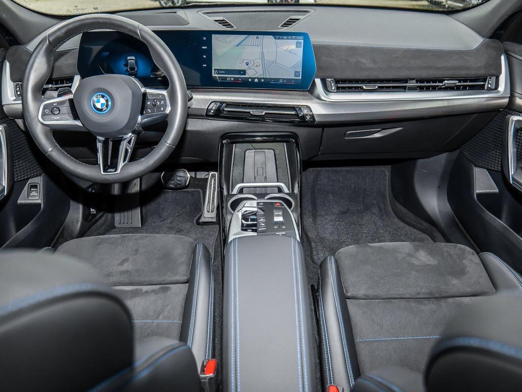 BMW iX2