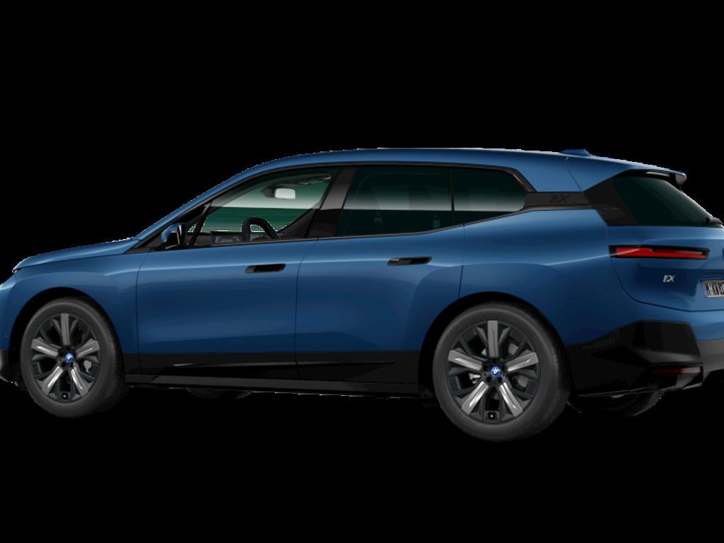 BMW iX