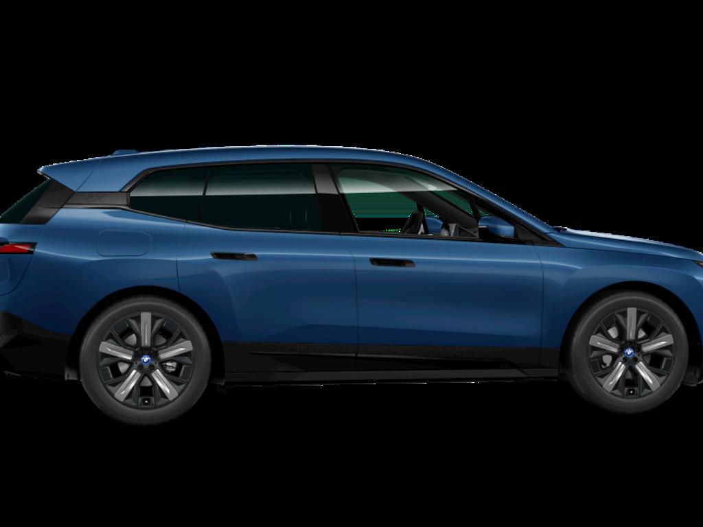 BMW iX
