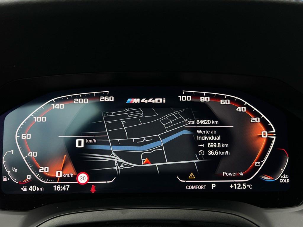 BMW M440