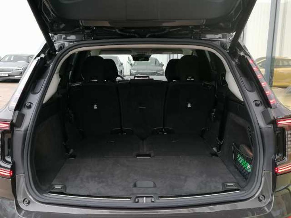 Volvo EX90