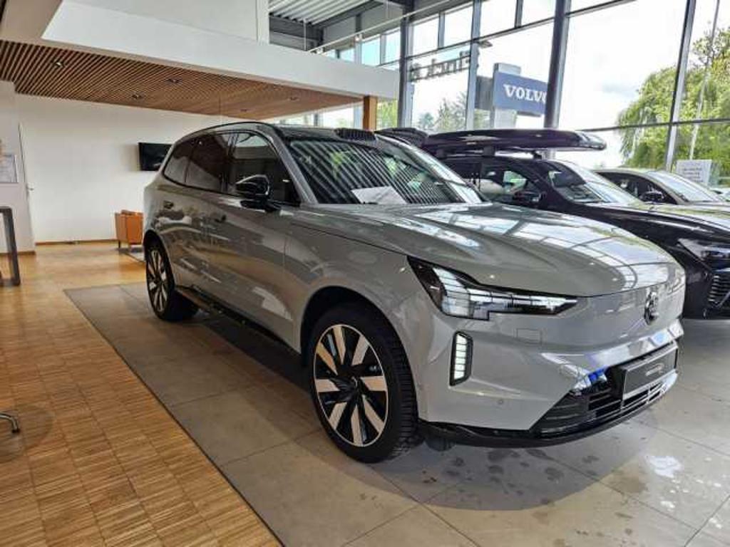 Volvo EX90