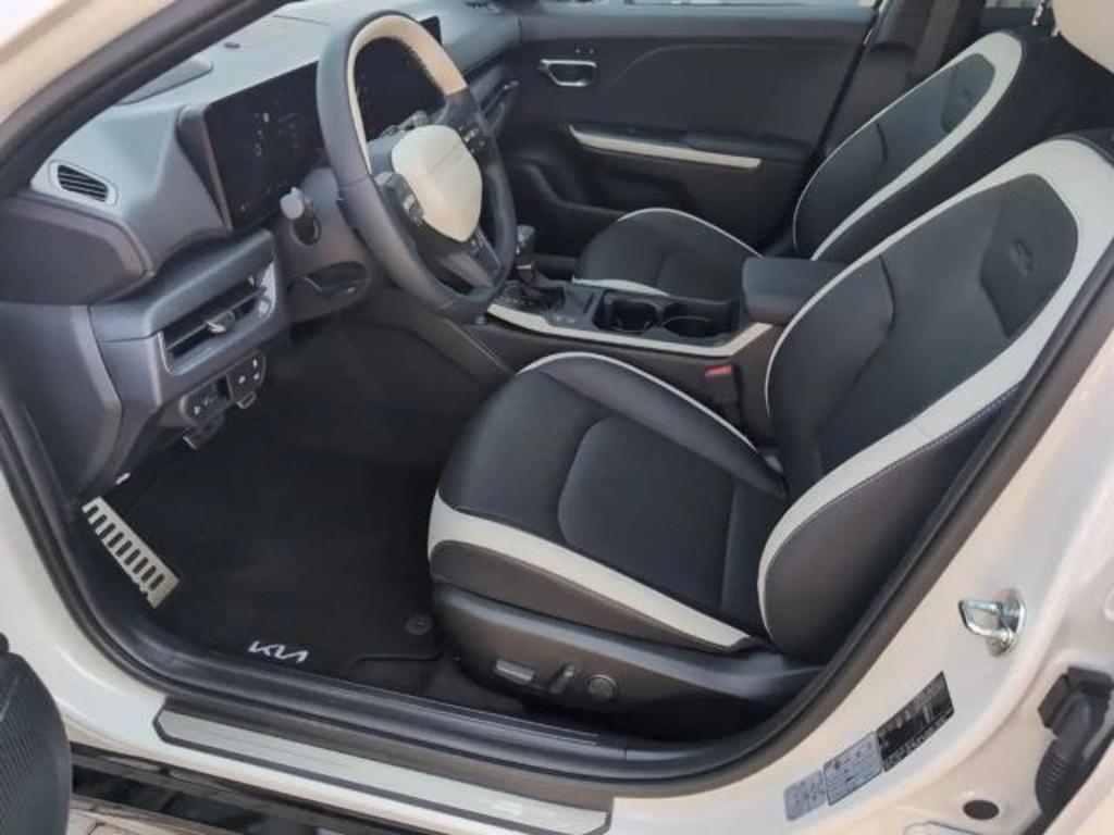 Kia K4