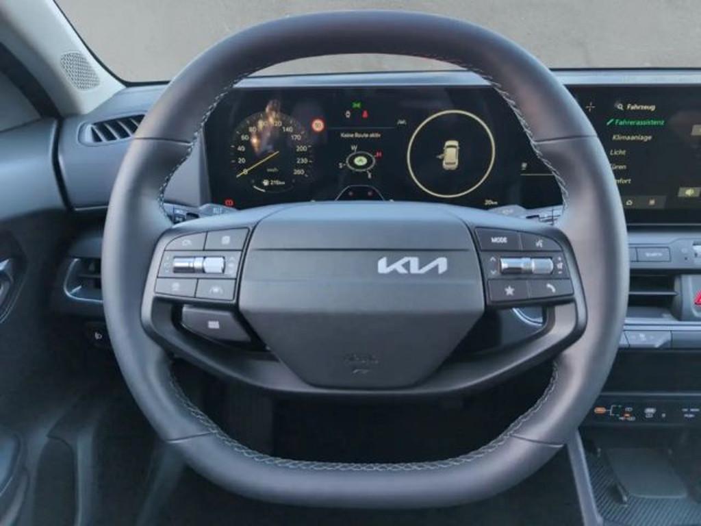 Kia K4