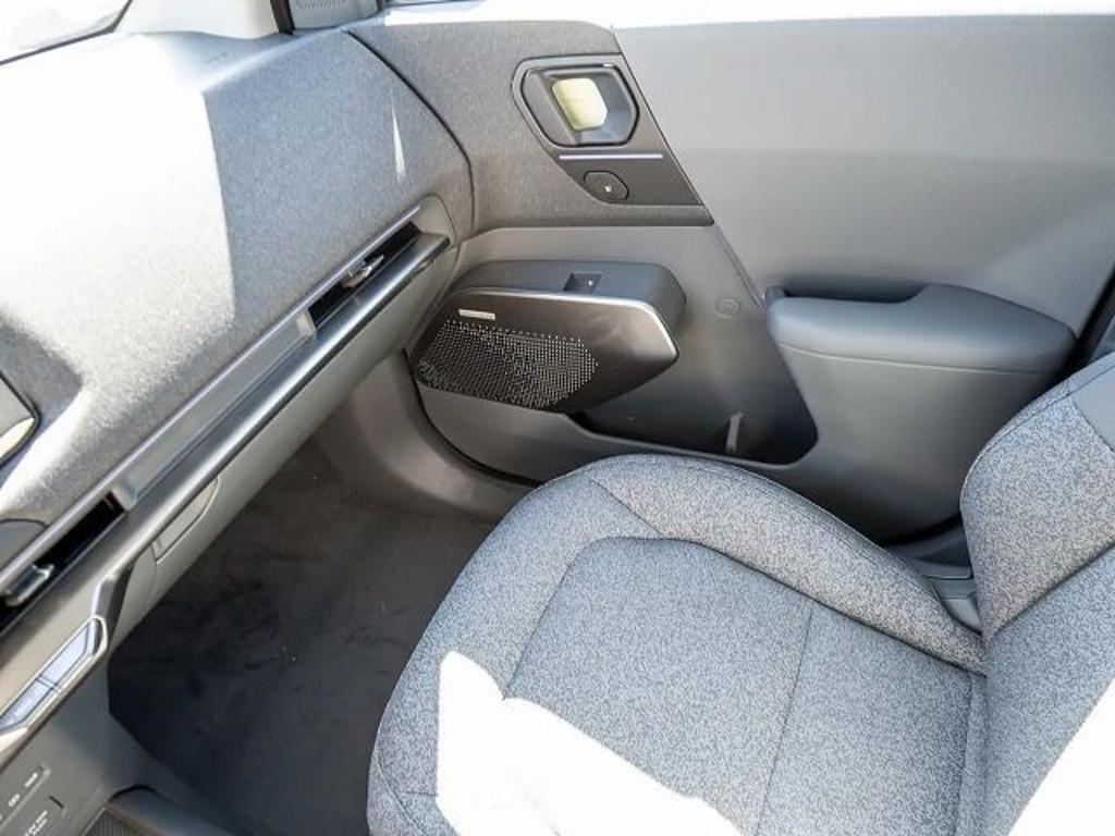 Kia EV2