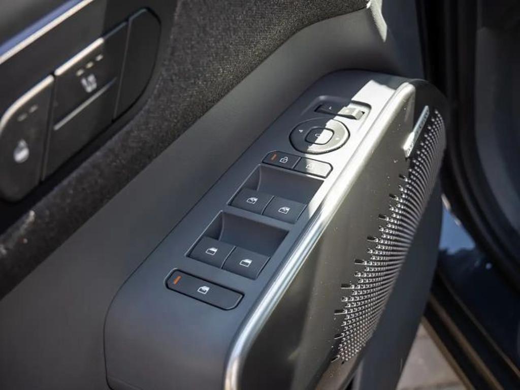 Kia EV2