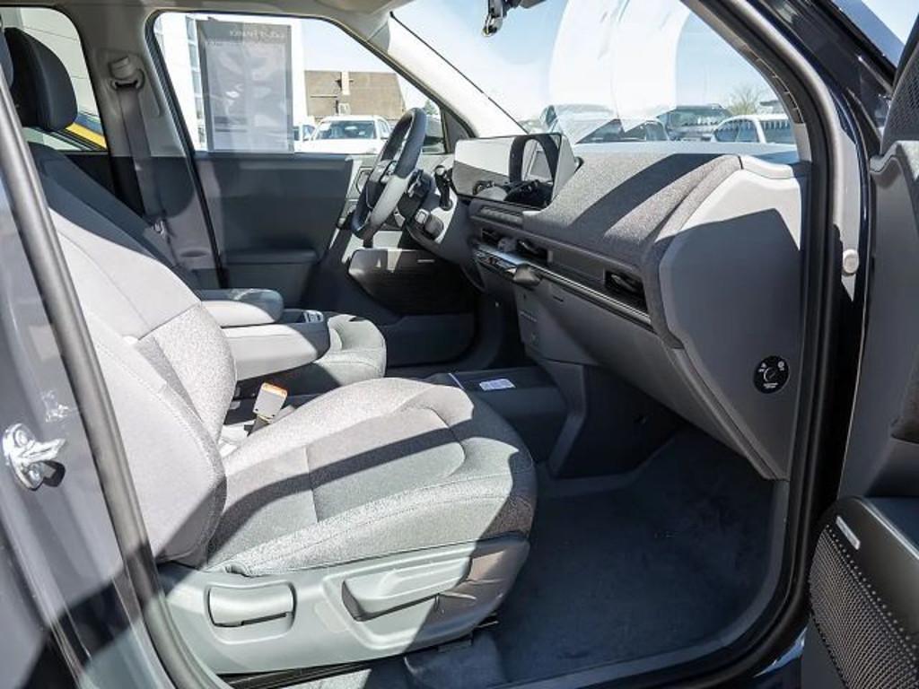 Kia EV2