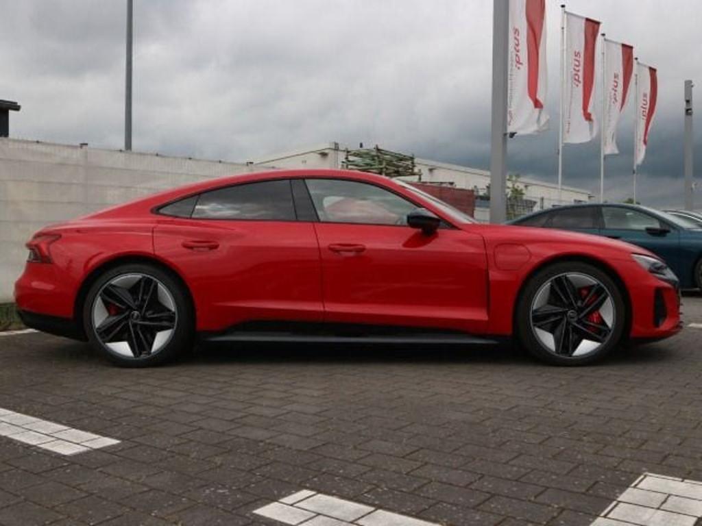 Audi RS e-tron GT