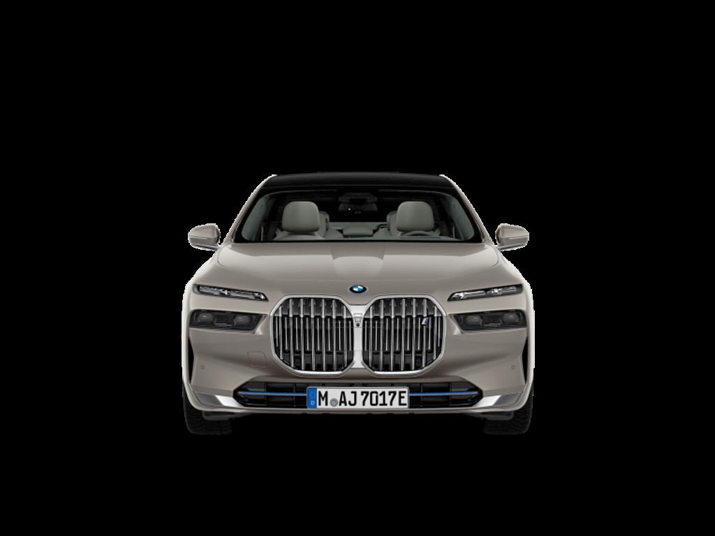 BMW i7