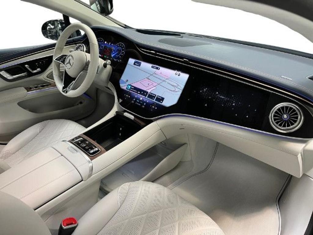 Mercedes-Benz EQS