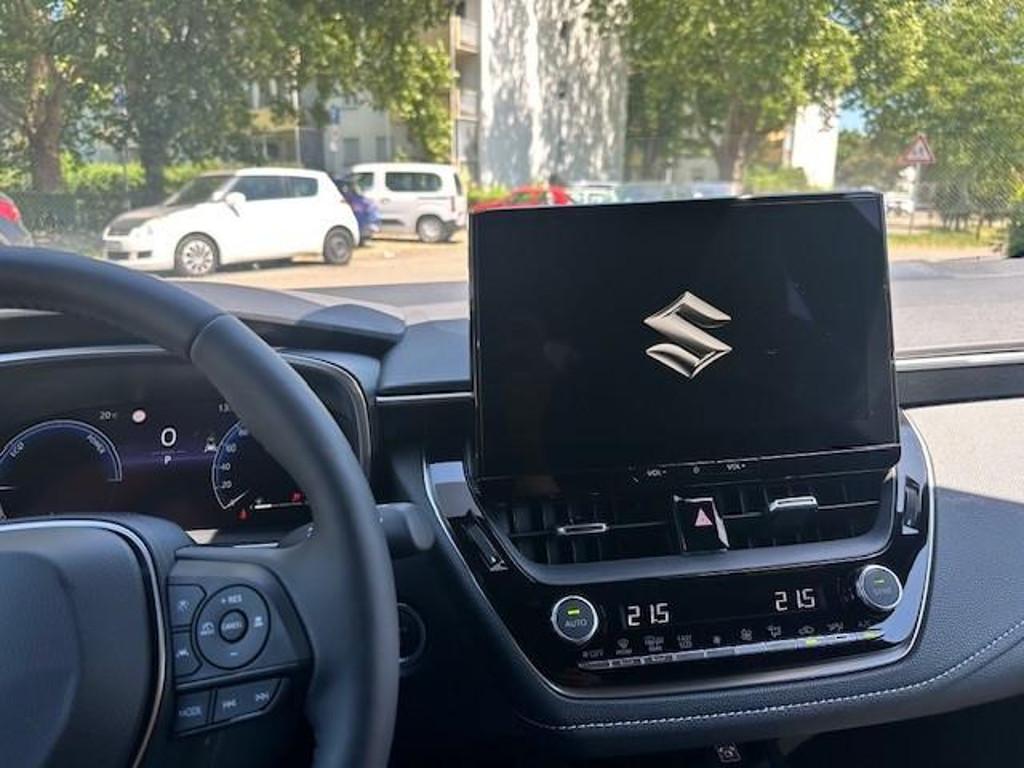 Suzuki Swace