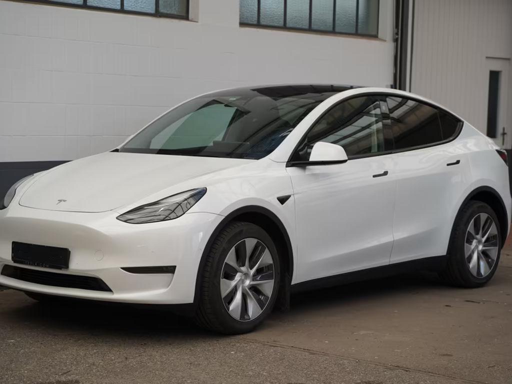 Tesla Model Y 2023 Elektrisch