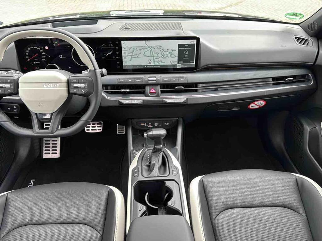 Kia K4