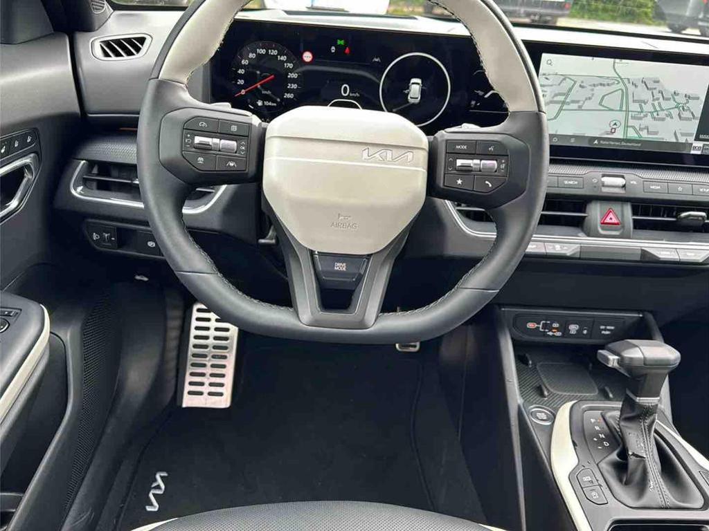 Kia K4