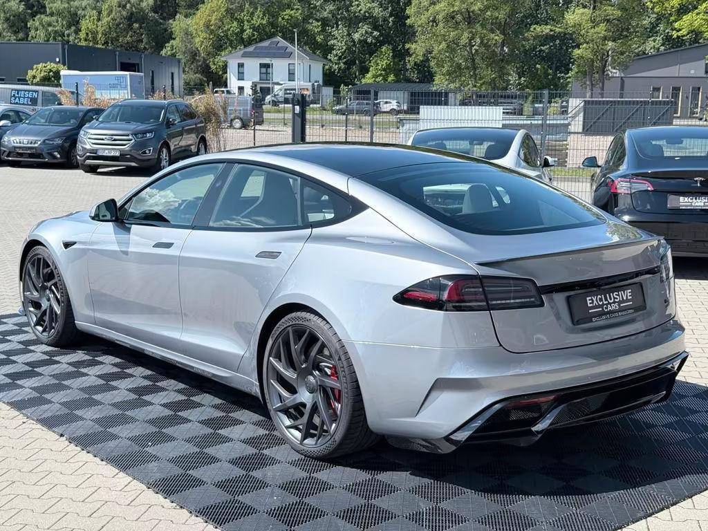 Tesla Model S