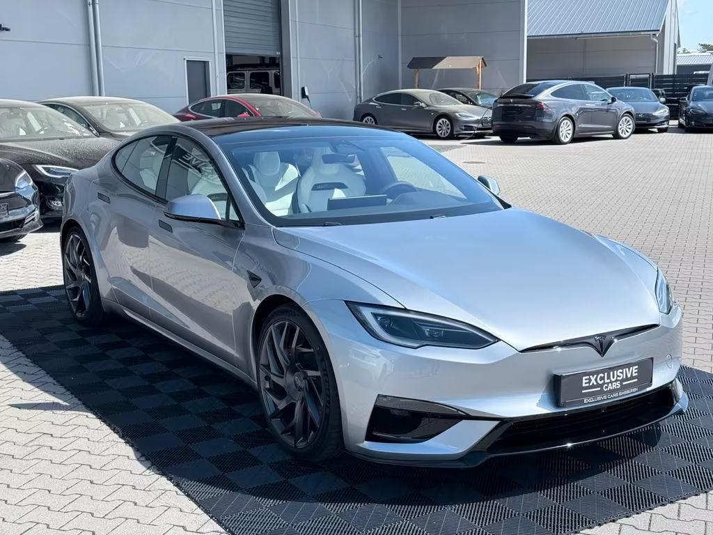 Tesla Model S