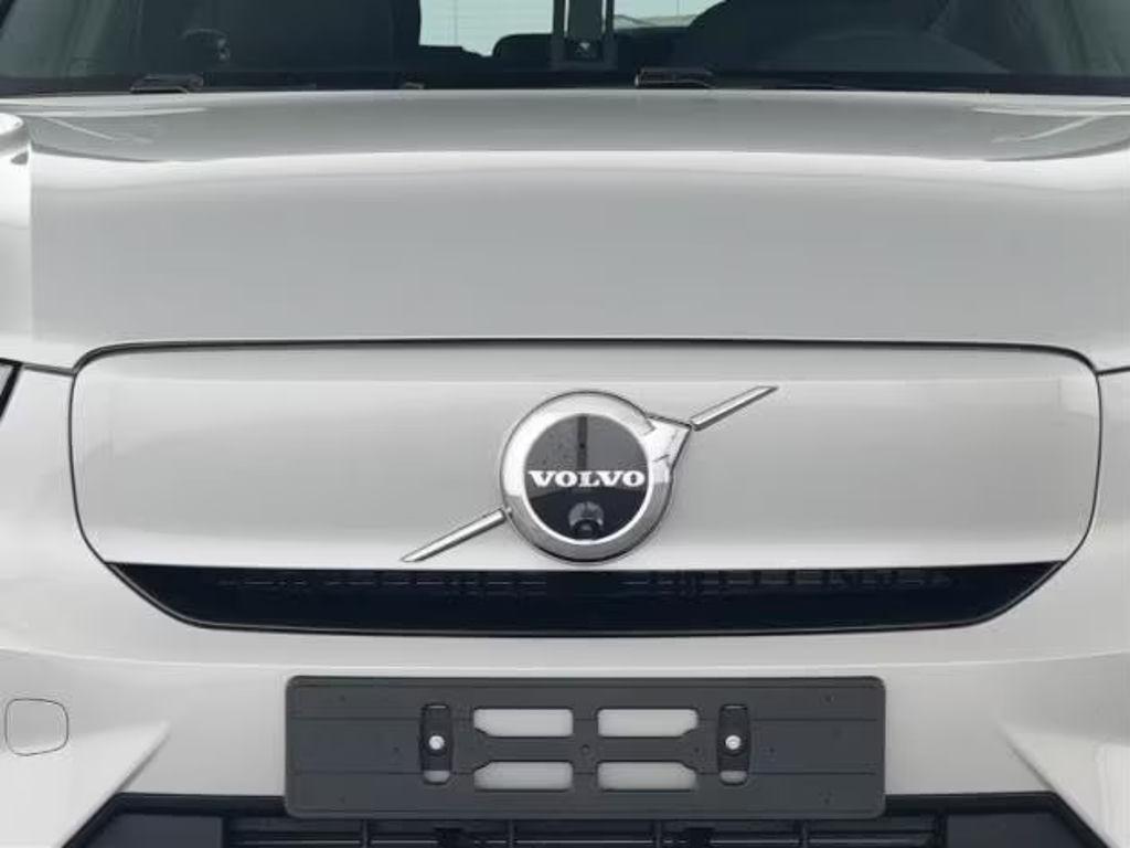 Volvo EX40