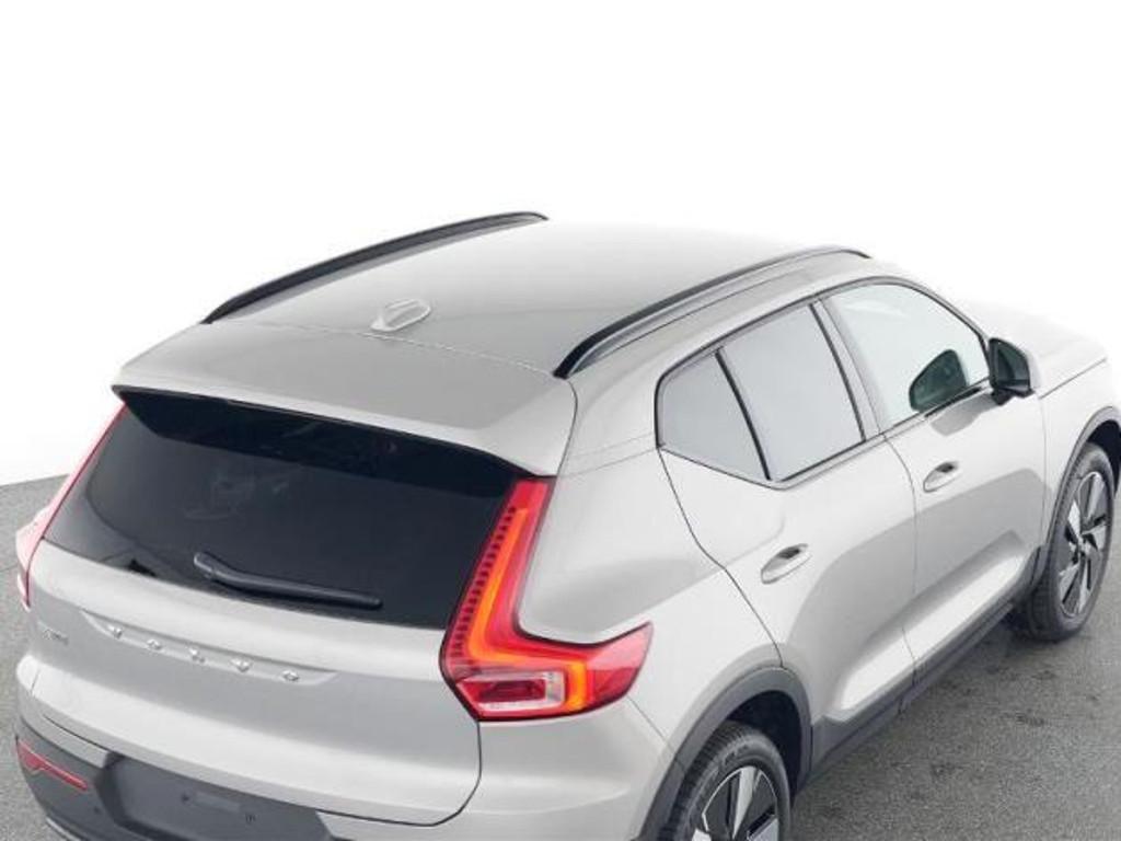 Volvo EX40