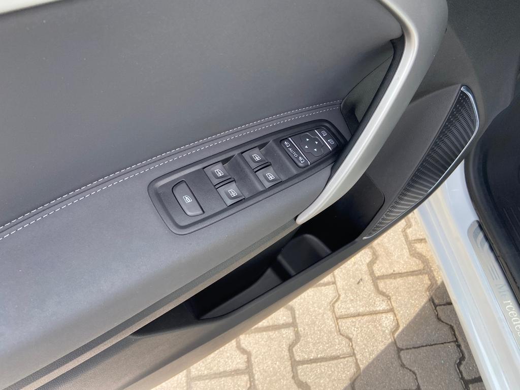 Mercedes-Benz EQT