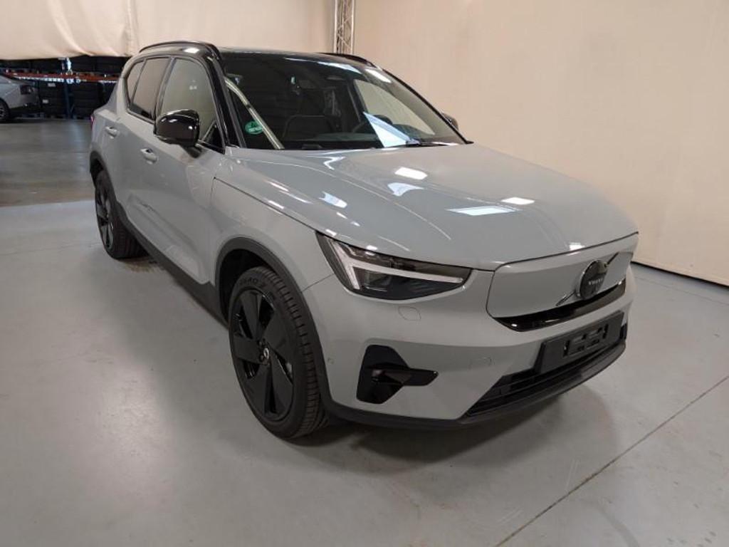 Volvo EX40