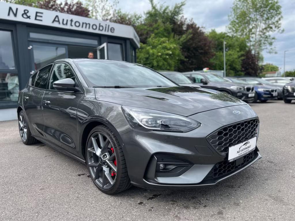 Ford Focus 2021 Benzine